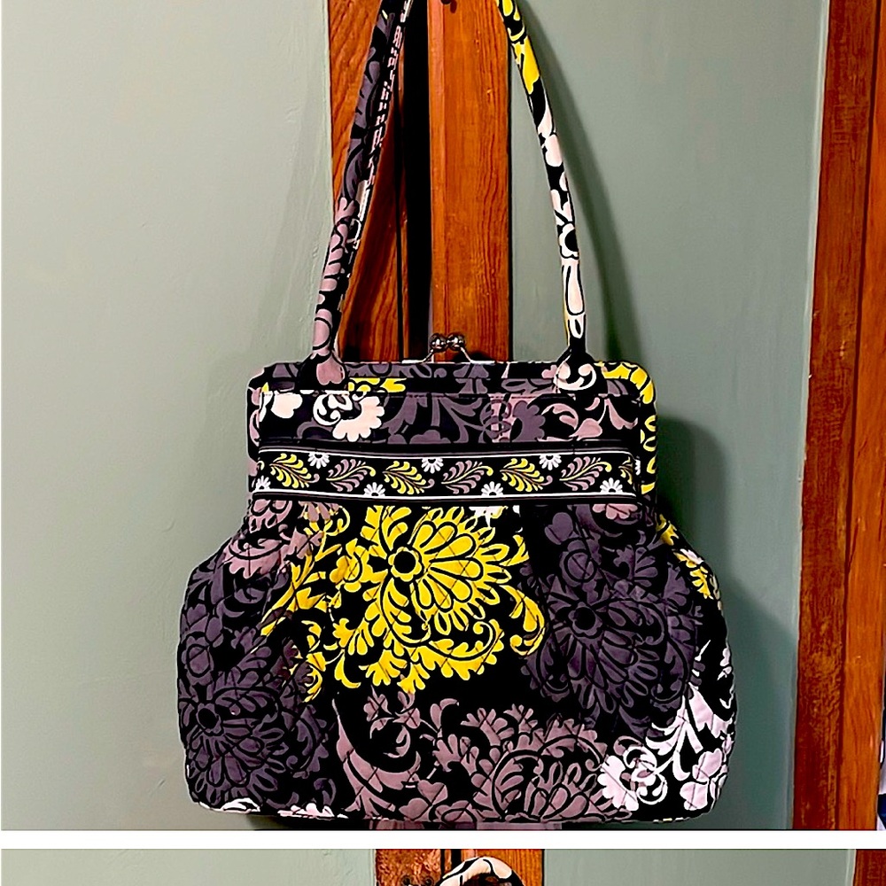Vera Bradley Shoulder Bag/Purse Retired Pattern/ kiss-lock! Hard to find for $